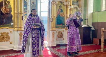 Божественная Литургия в Неделю 4-ю Великого поста, преподобного Иоанна Лествичника