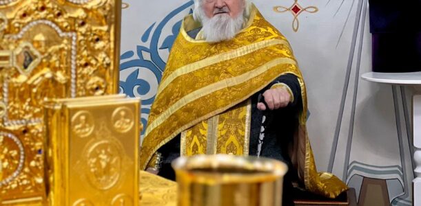 Воскресное богослужение в Успенском Кафедральном соборе г. Бийска